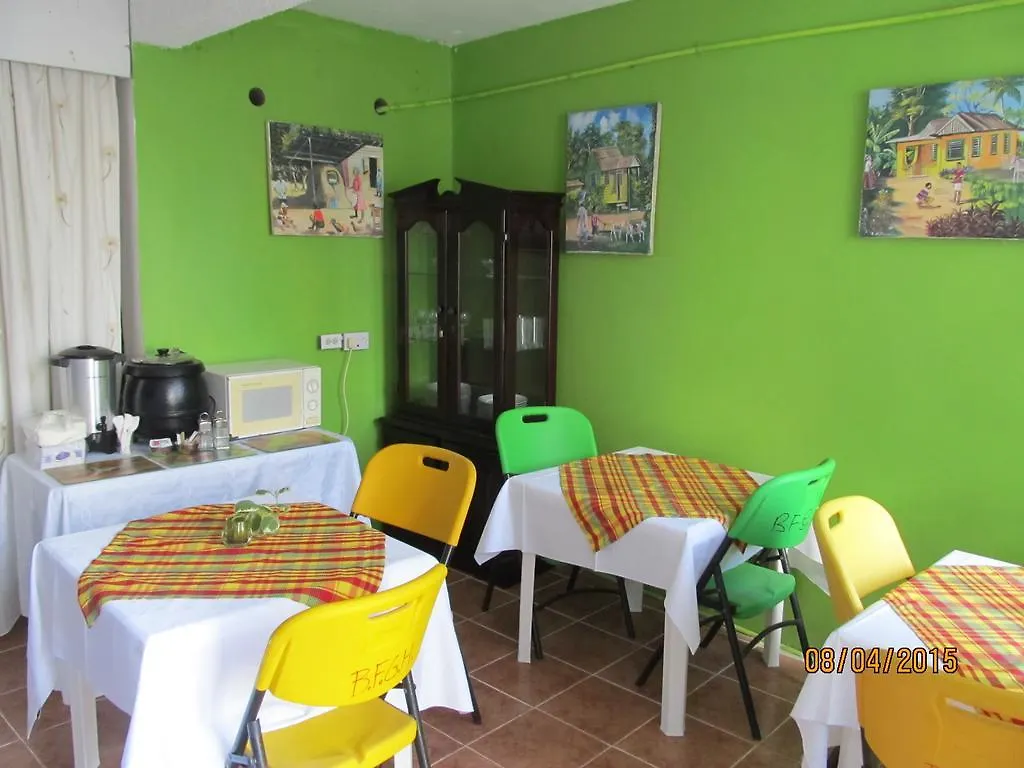 Barefoot Guest House Belfast Jamaica