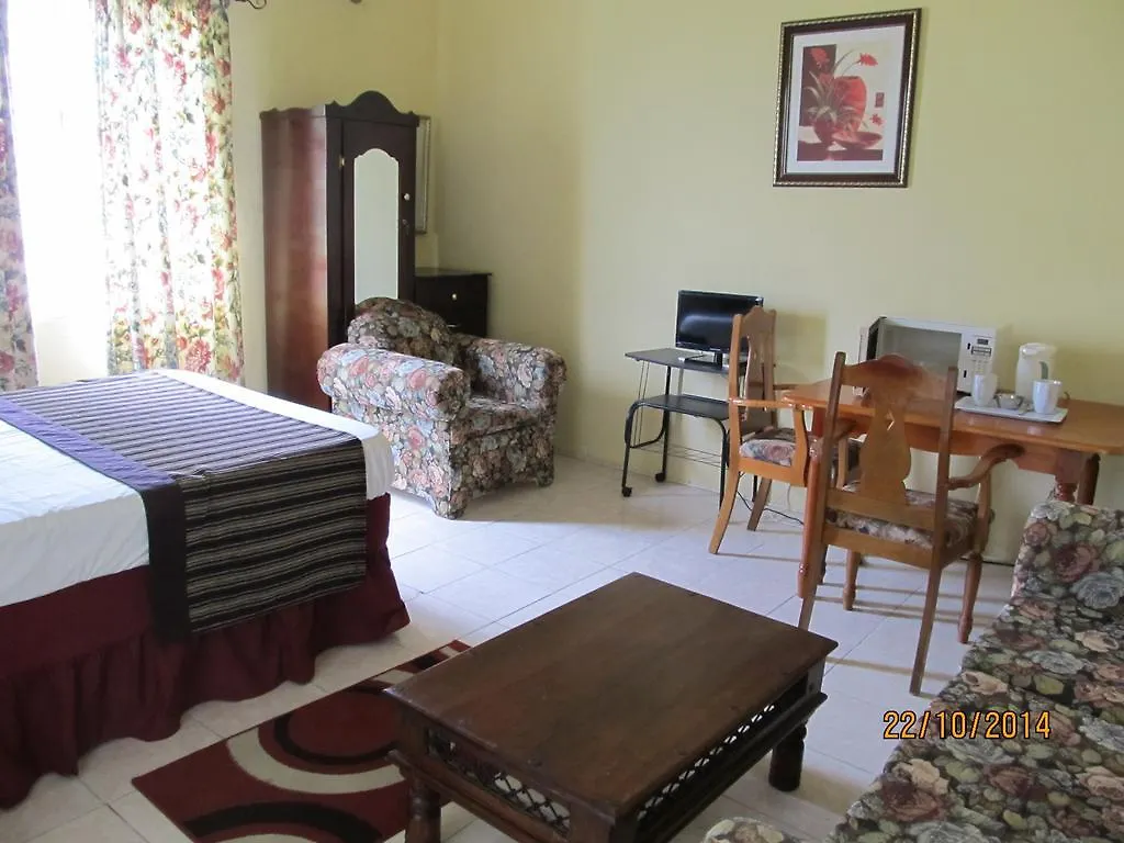 Barefoot Guest House Belfast Jamaica