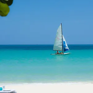secrets-cabins-on-negril-beach.comcaribbean.com/