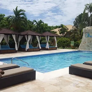 the-oasis.hotelsnegriljamaica.com/